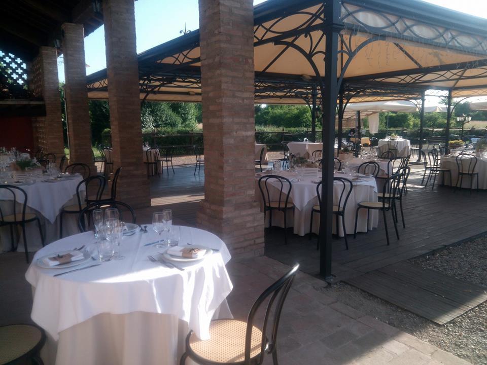 Agriturismo Corte Dei Landi Cade Экстерьер фото