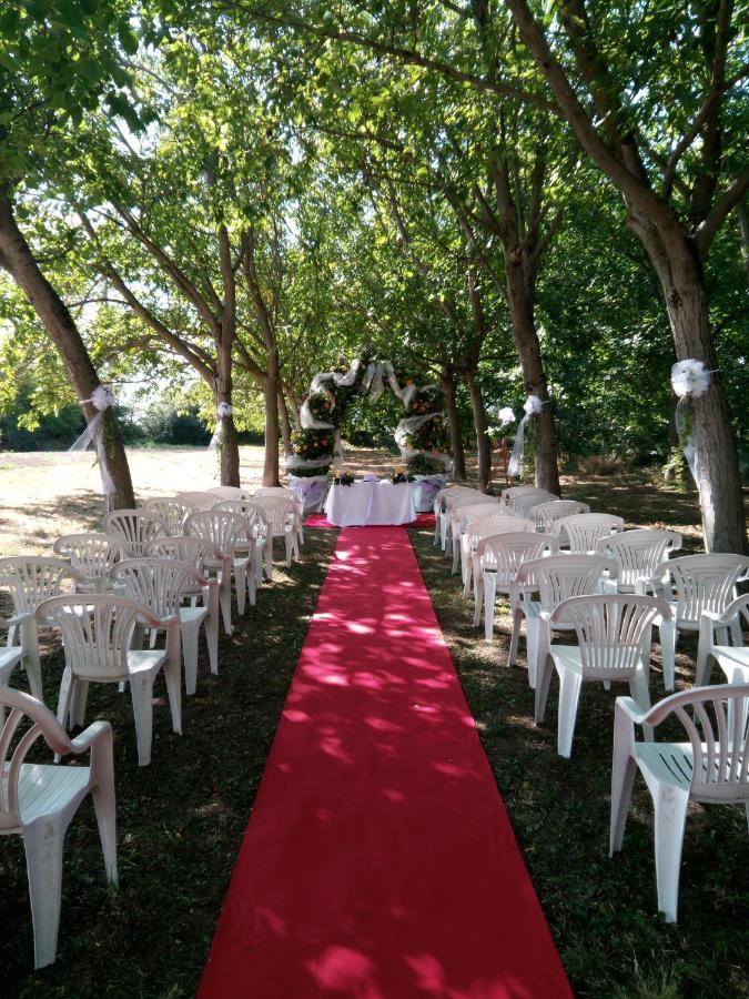 Agriturismo Corte Dei Landi Cade Экстерьер фото